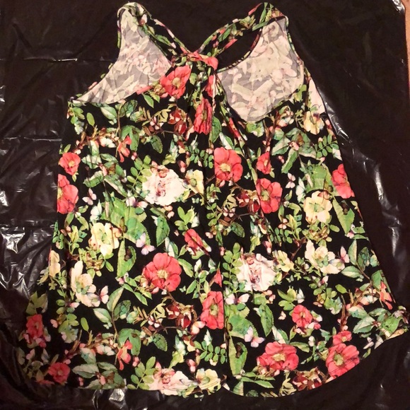Floral Tank - Picture 2 of 2